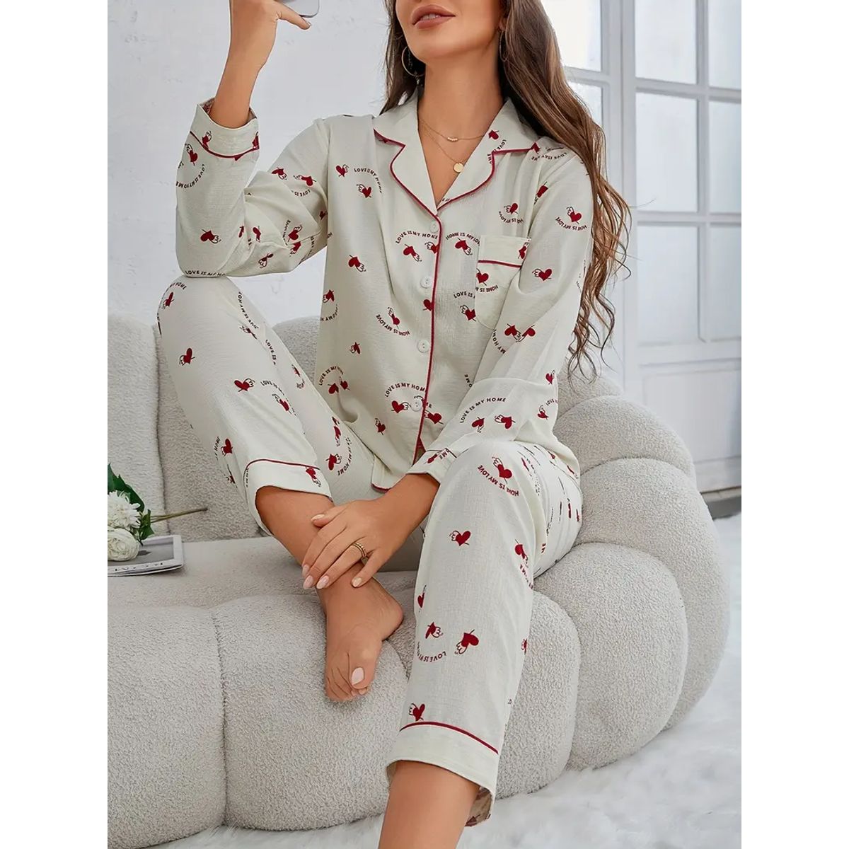 GENERICO - PIJAMA CORAZONES ROJOS