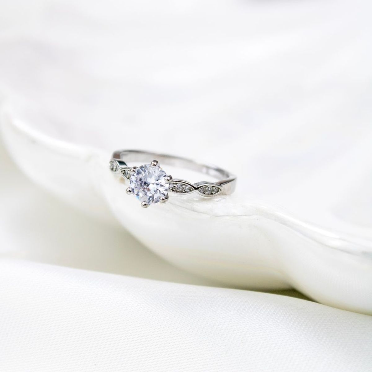 CLEO JOYAS & ACCESORIOS - Anillo Virginia  Plateado Plata