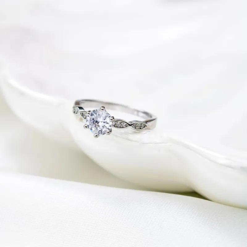 CLEO JOYAS & ACCESORIOS - Anillo Virginia  Plateado Plata