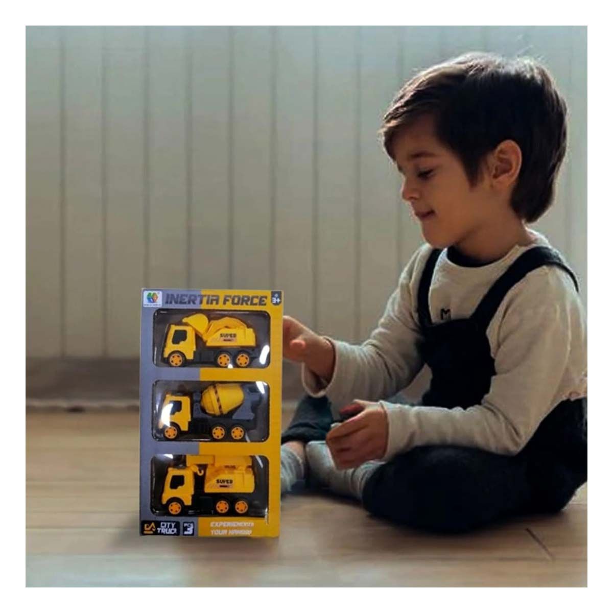 GENERICO - Pack4 Automoviles Bonito de Inertia Force Y+Papel de Regalo