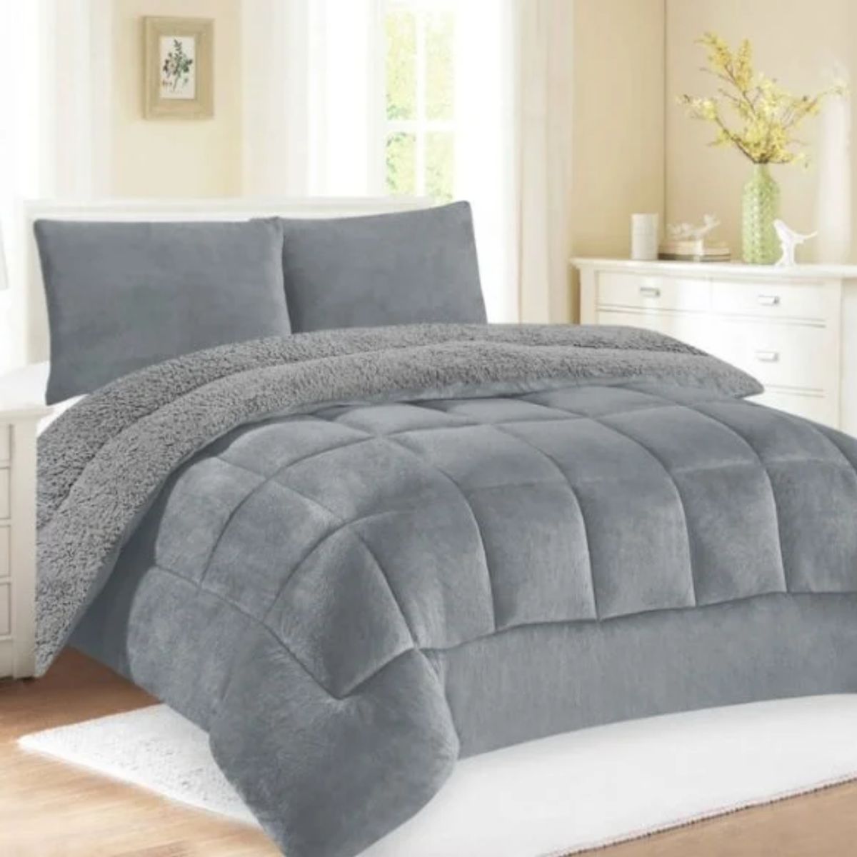 GENERICO - EDREDÓN PIEL DE DURAZNO CON CARNERO QUEEN