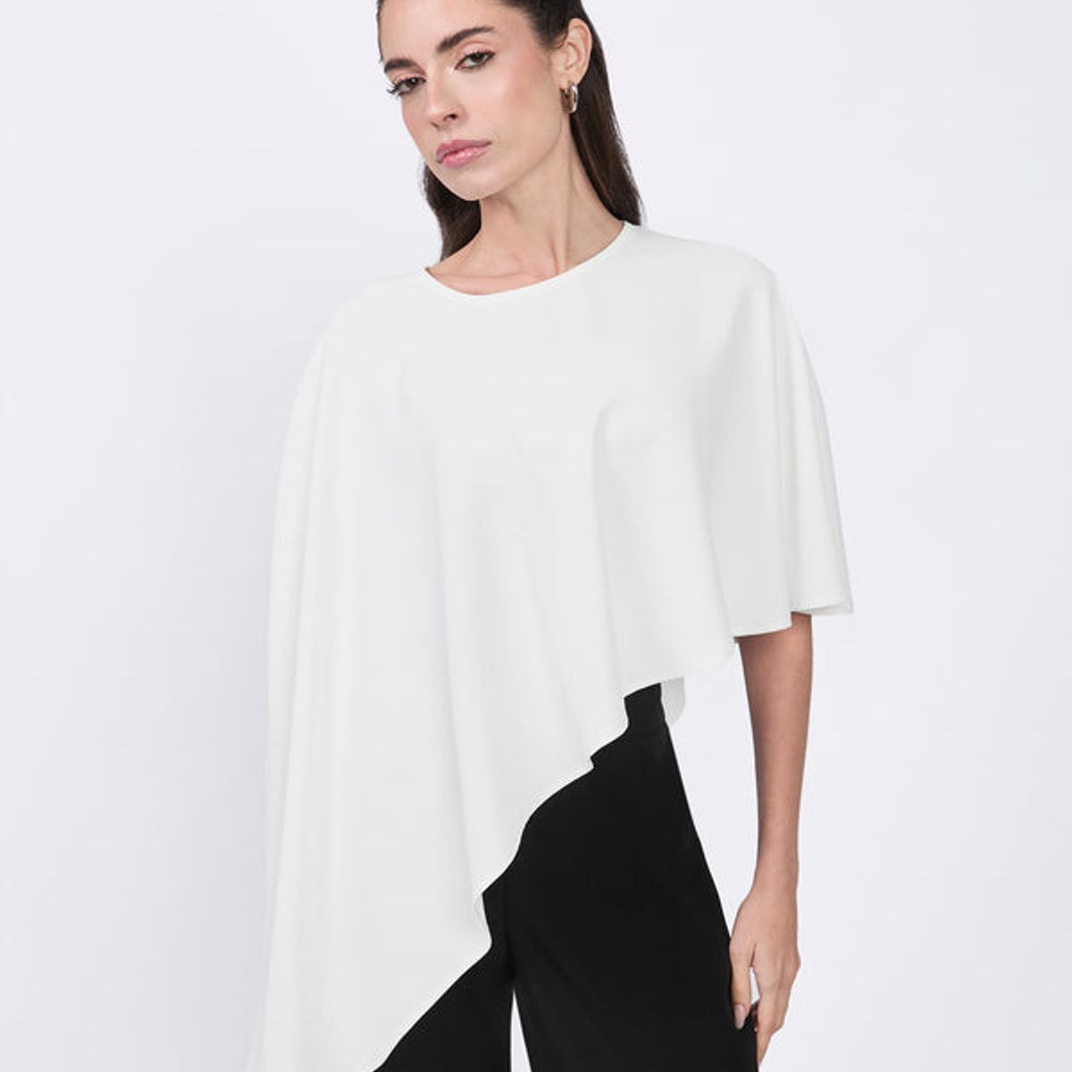 BANATY - CAPA CASUAL PARIS CON BOTON PARA MUJER