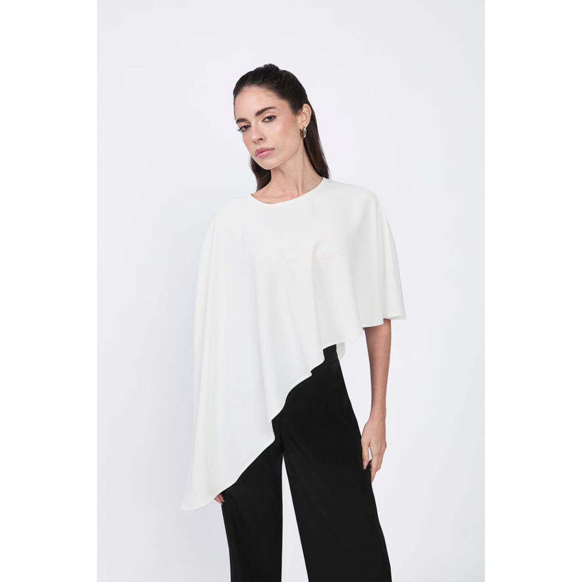 BANATY - CAPA CASUAL PARIS CON BOTON PARA MUJER