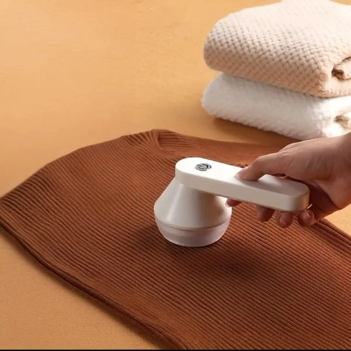 GENERICO - REMOVEDOR DE PELUSA ELECTRICO RECARGABLE PARA ROPA