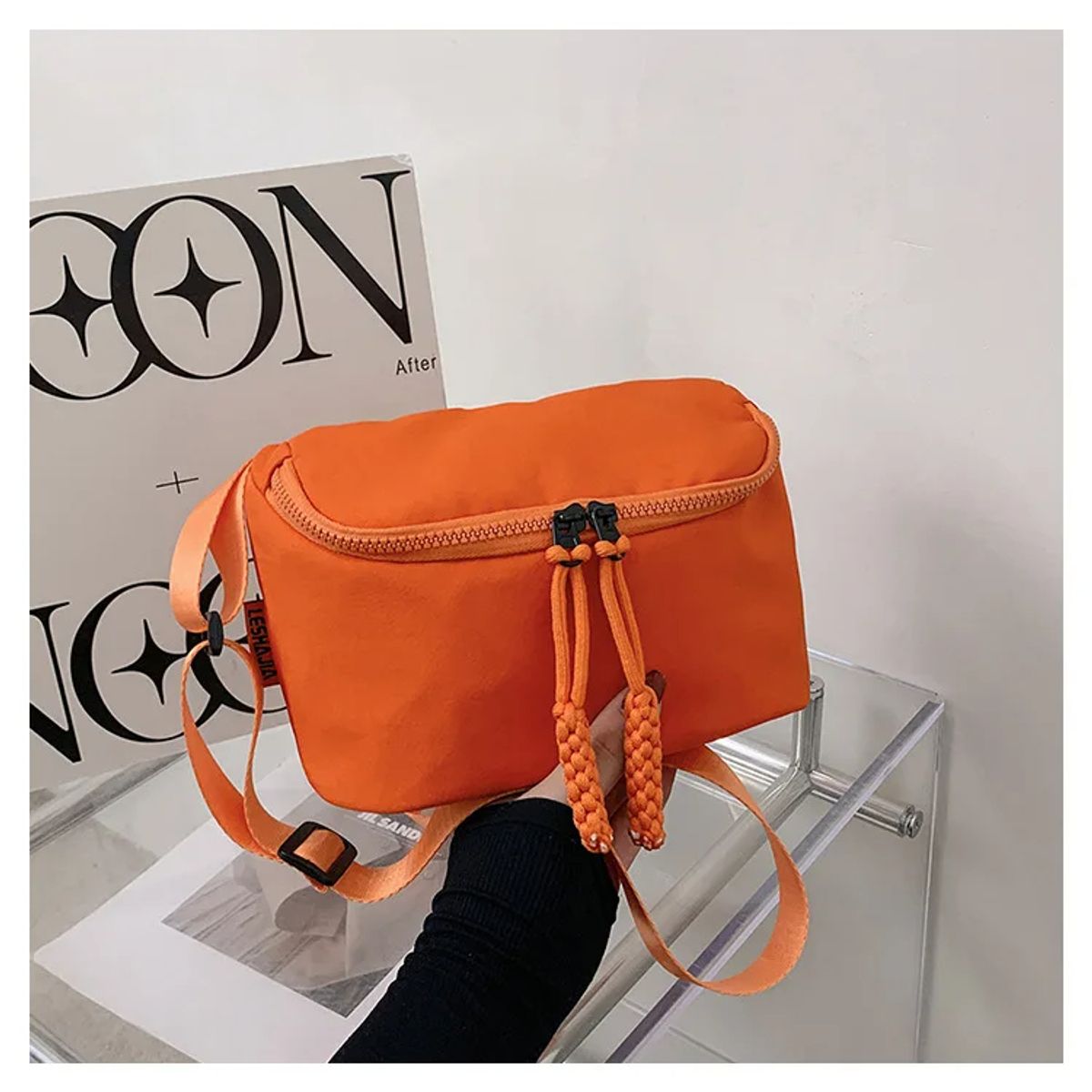 GENERICO - Riñonera importada de tela antifluidos