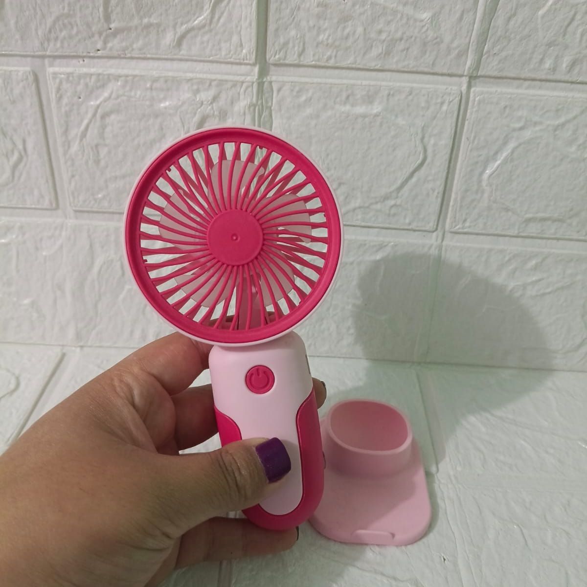 GENERICO - VENTILADOR PORTATIL ROSADO CON BASE