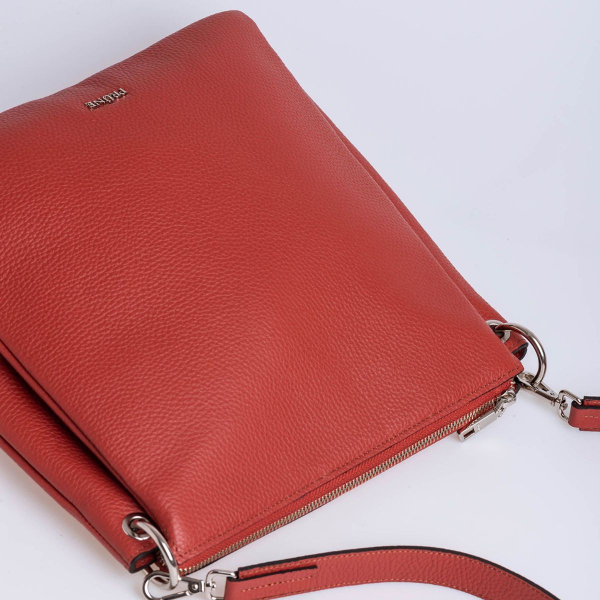 PRUNE - CARTERA MALLORCA EN CUERO GRANEADO