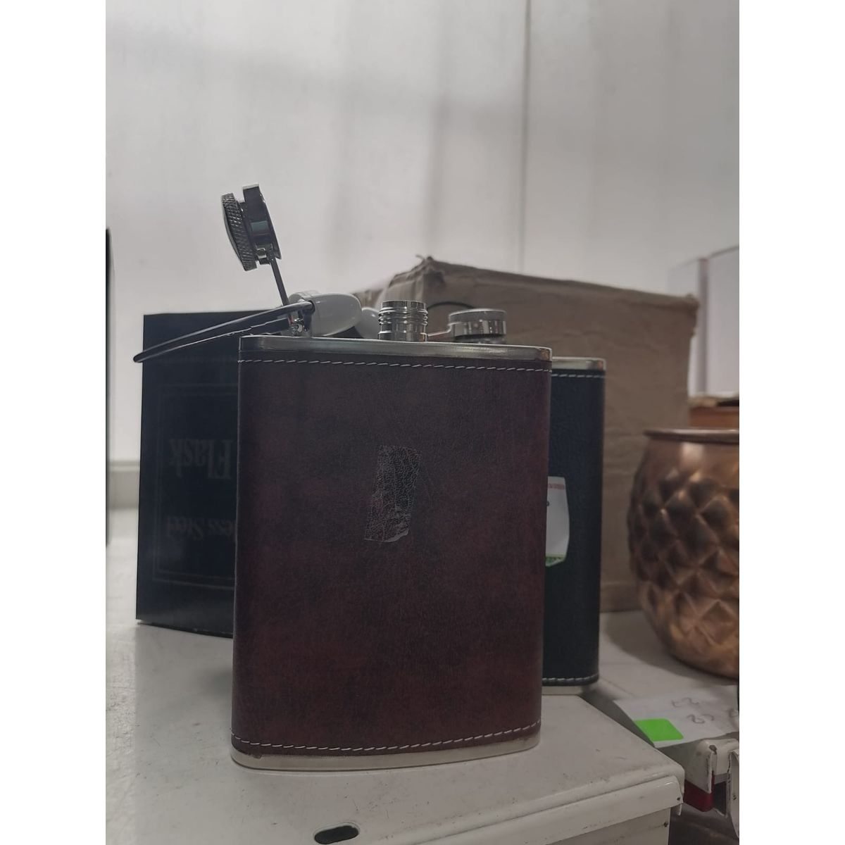 GENERICO - Licorera de cuerina color marron