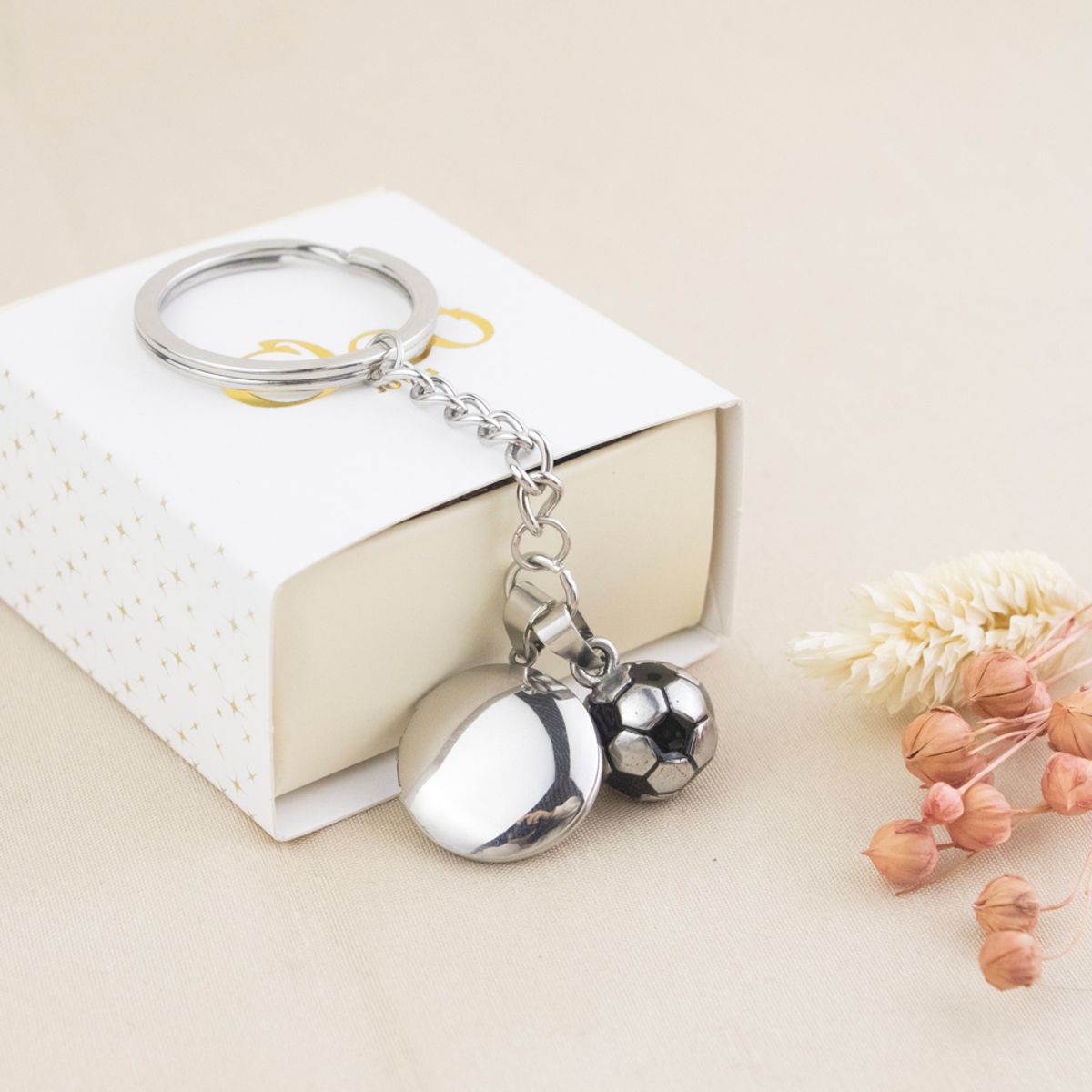 CLEO JOYAS & ACCESORIOS - Llavero Relicario Pelota