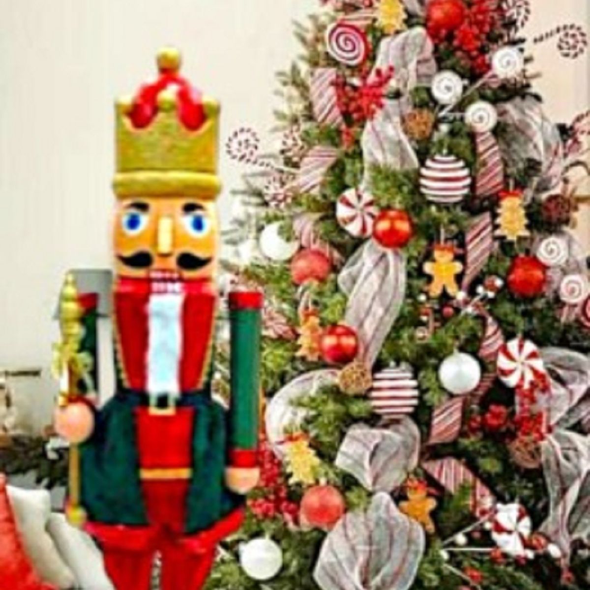 GENERICO - Cascanuez Musical con Movimiento de 1.65 cm de Calidad