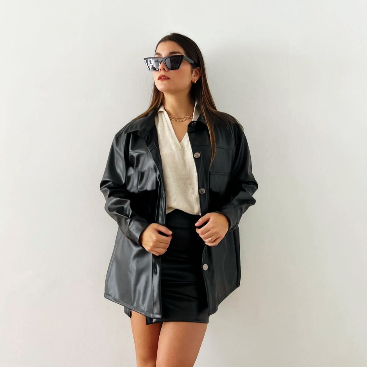 GENERICO - CAMISA OVERSIZE NEGRA DE DAMA