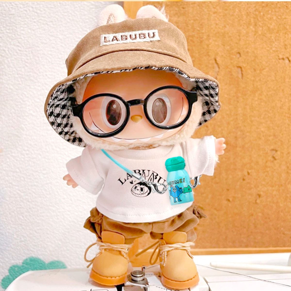 POP MART - Accesorio Labubu Tomatodo Celeste y Tapa Verde