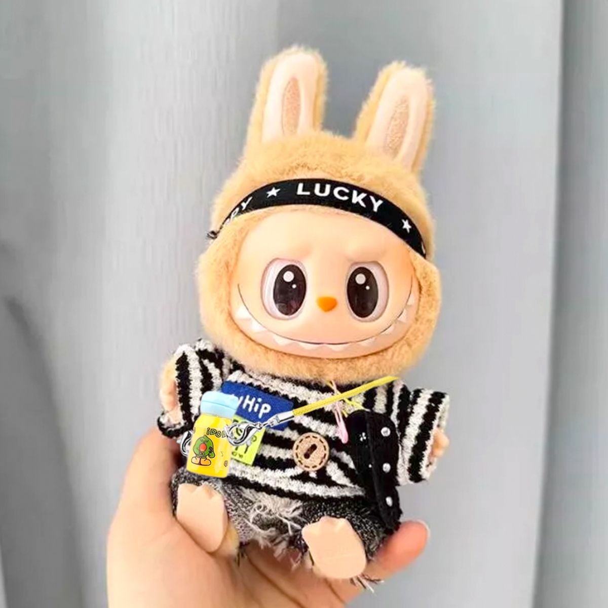 POP MART - Accesorio Labubu Tomatodo Amarillo y Tapa Celeste