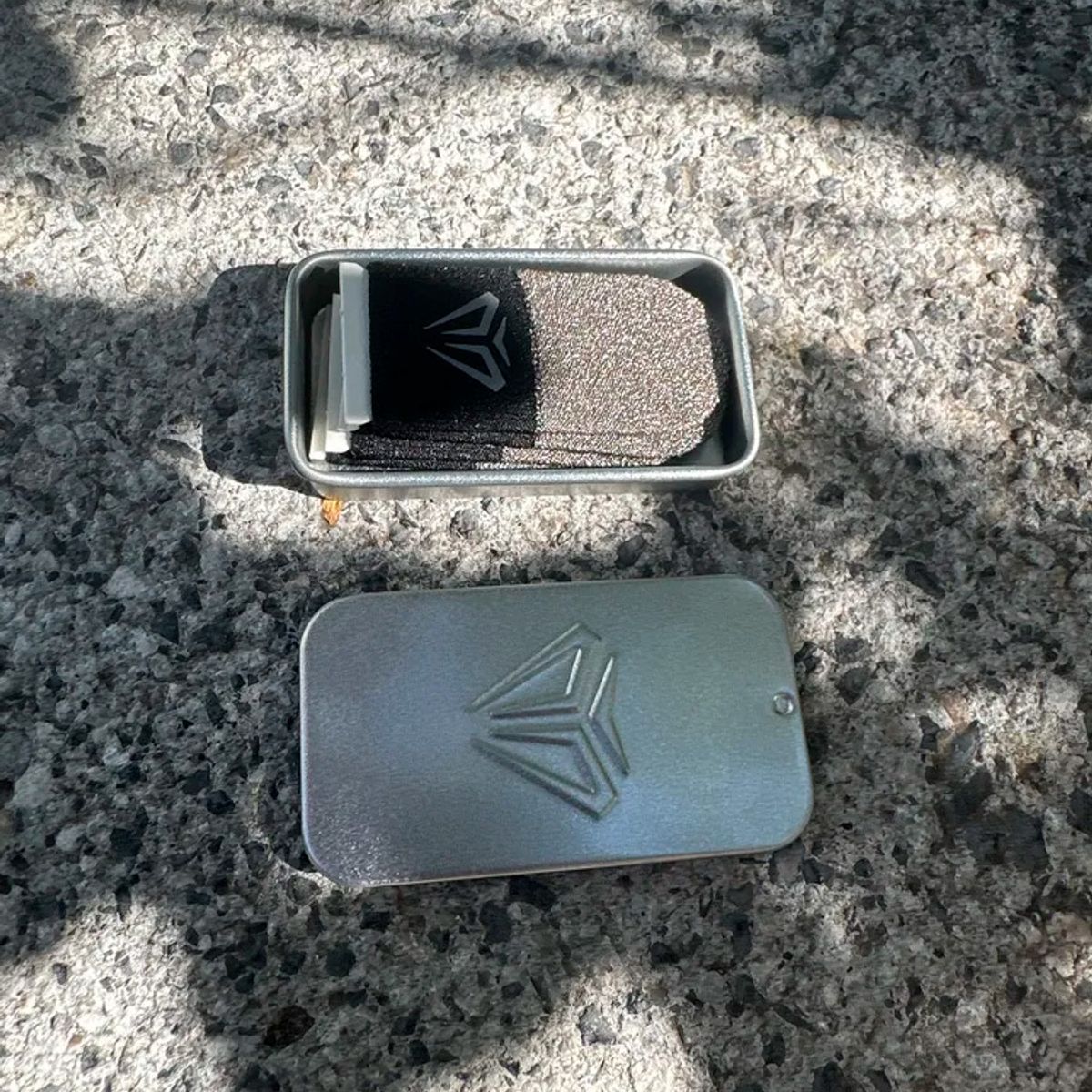 GENERICO - Dedales Gamer Premium Shezi S04 Fibra Plata Antisudor 4 Unds