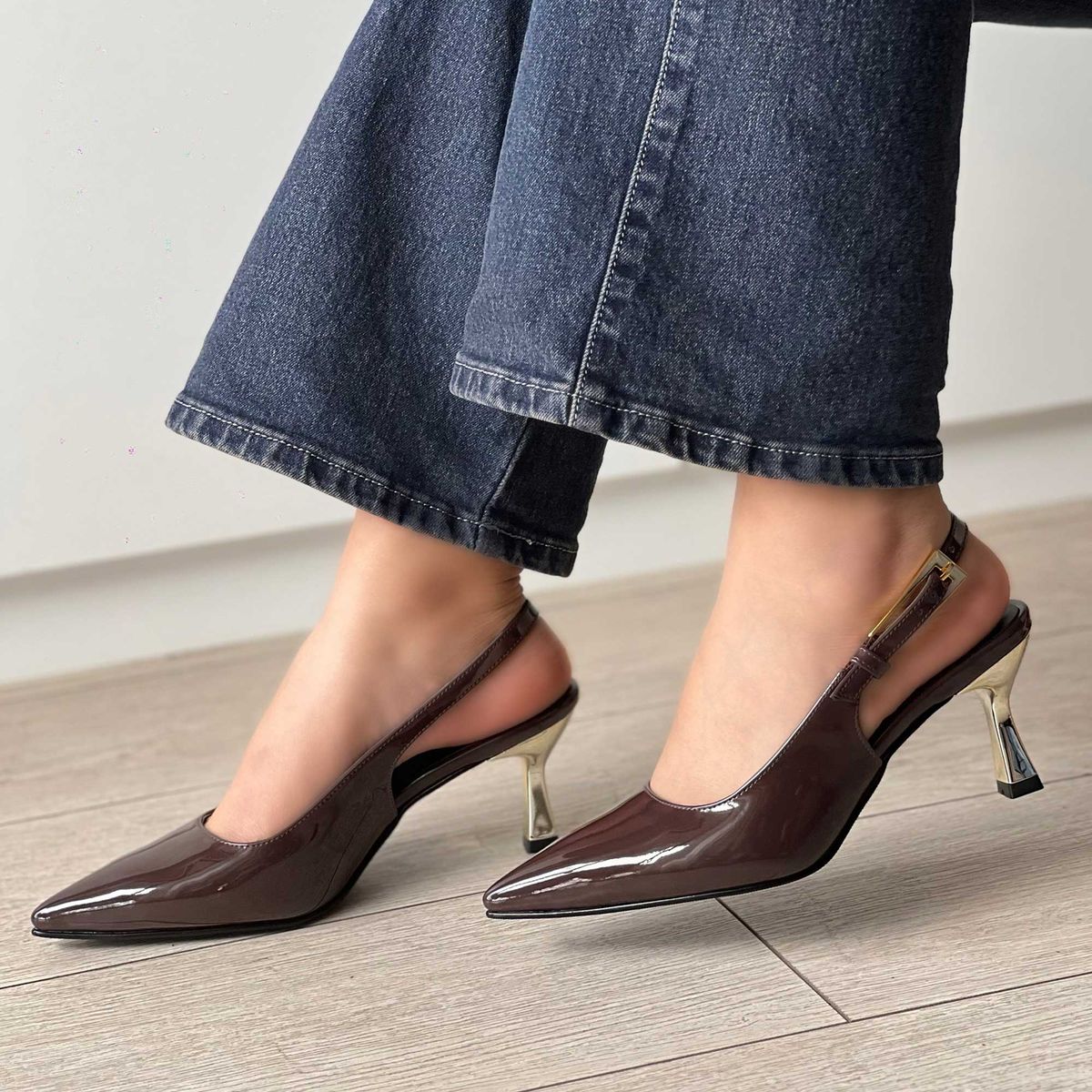 GENERICO - STILETTO MARRON PARA MUJER TENDENCIA MORY