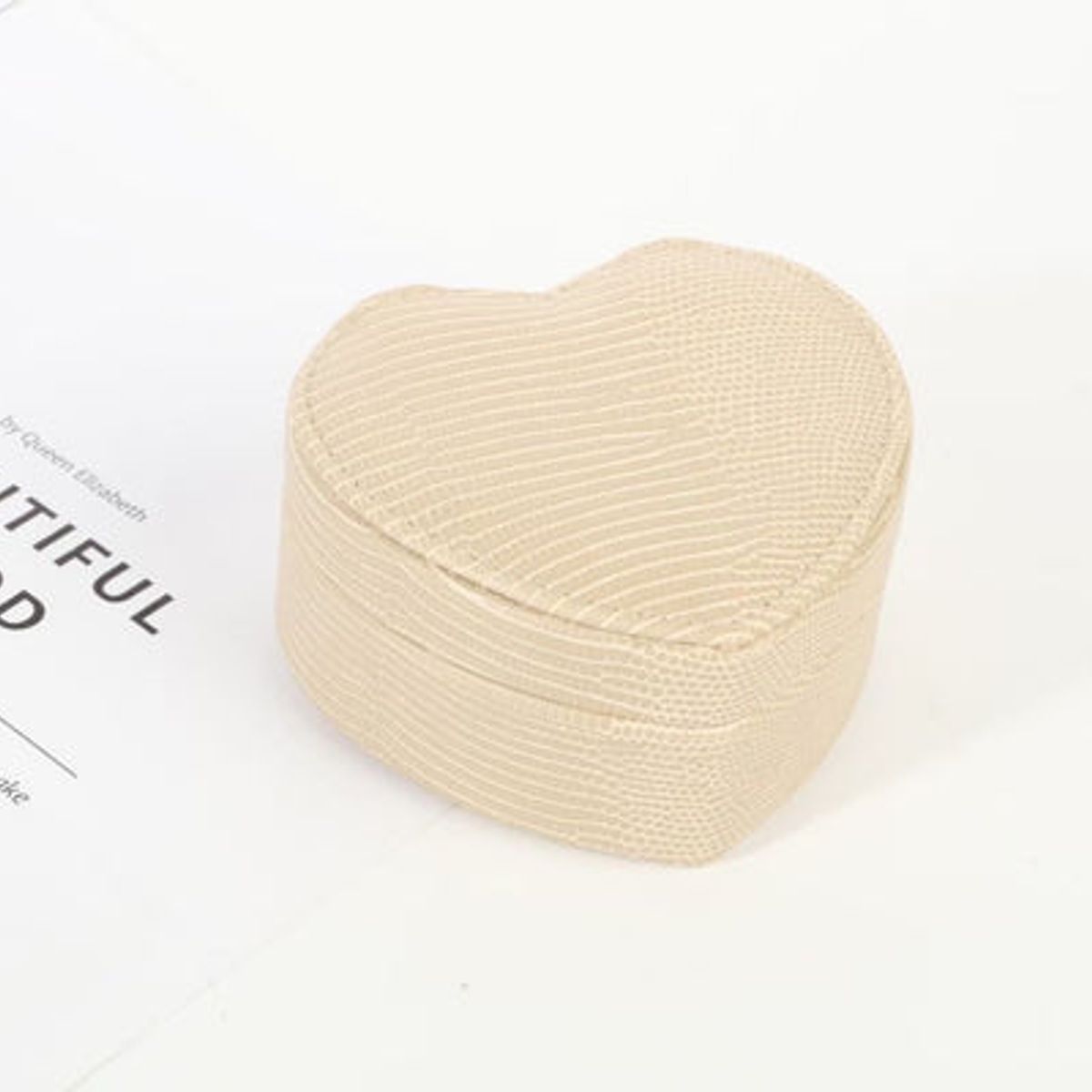 PIA COPELLO STORE - Joyero Corazón con compartimento