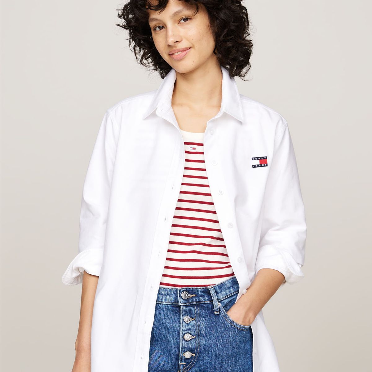 TOMMY HILFIGER - BLUSA TJW RLX BADGE SHIRT