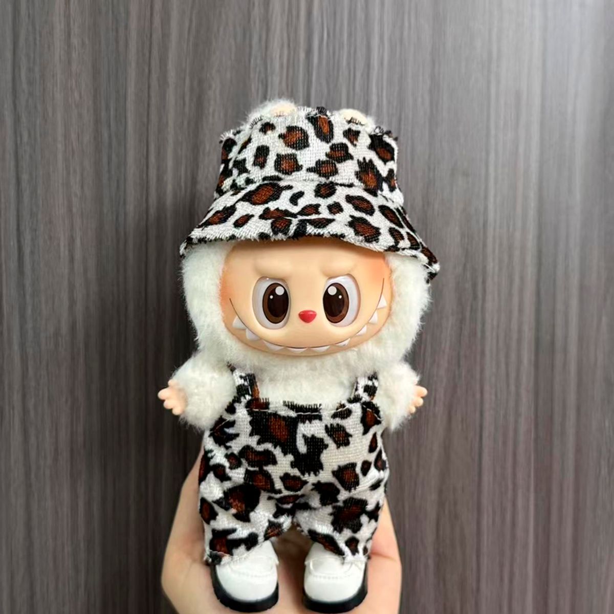 POP MART - Ropa Labubu Overol Gorro Camuflaje Tiger