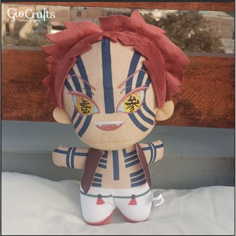 GENERICO - Peluche Akaza - Demon Slayer