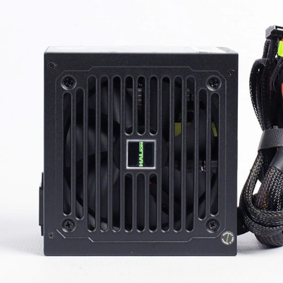 HALION - Fuente de Poder GAMING ATX GE-650W HALION