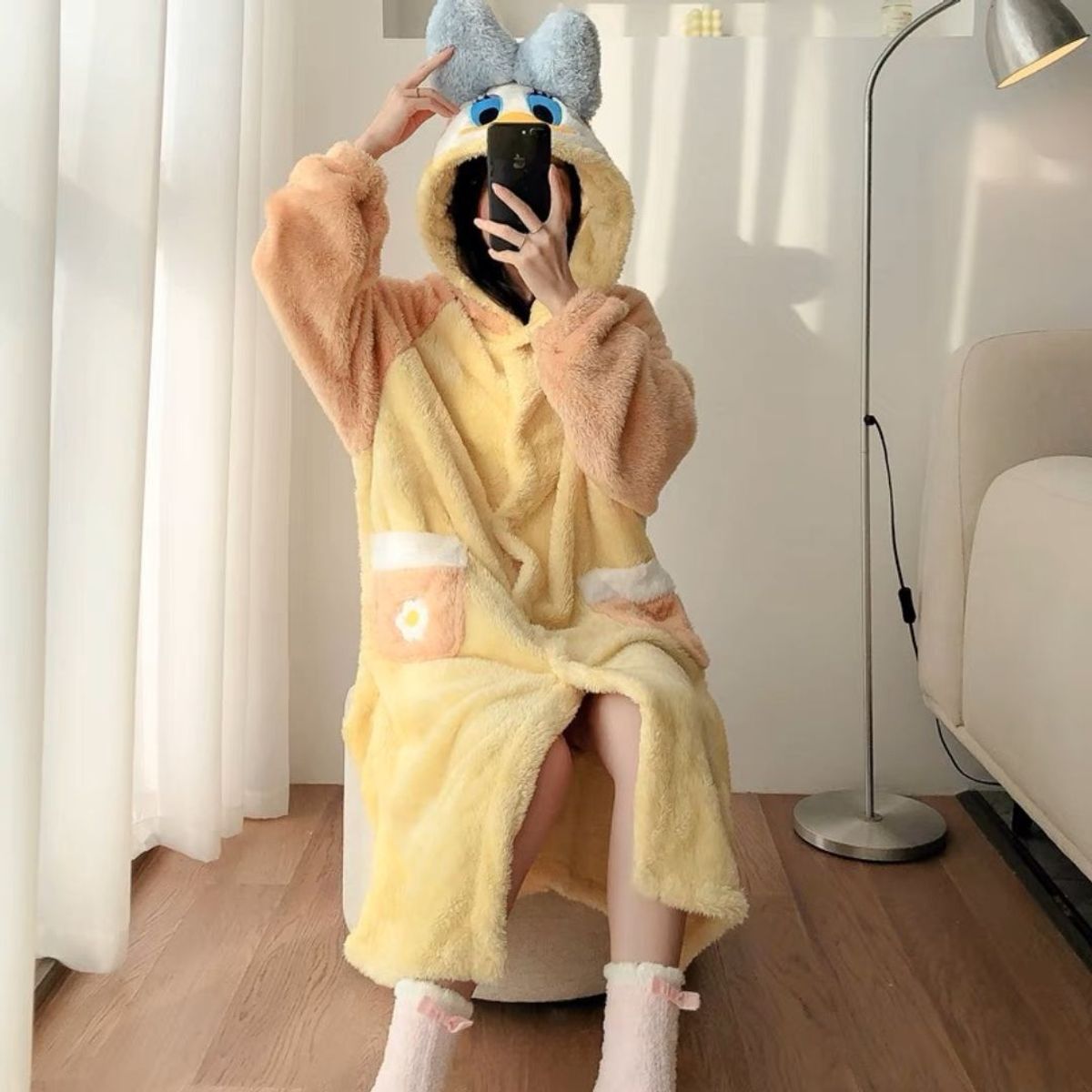 GENERICO - Bata modelo patito felpa