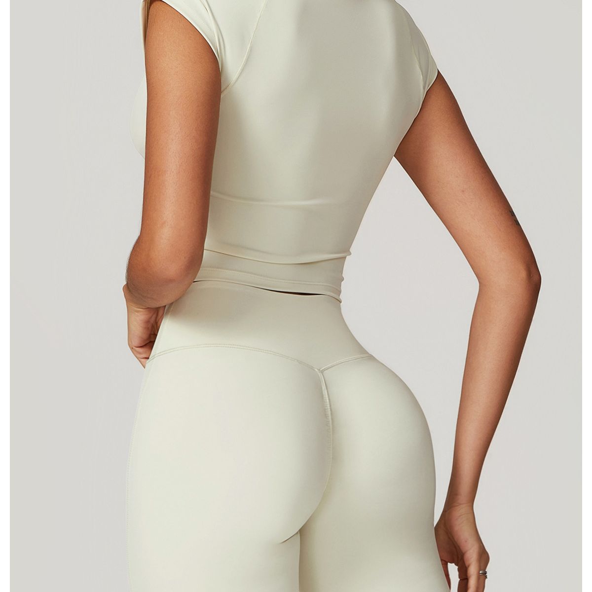 TIOZONEY - Camiseta deportiva de manga corta para mujer-Beige