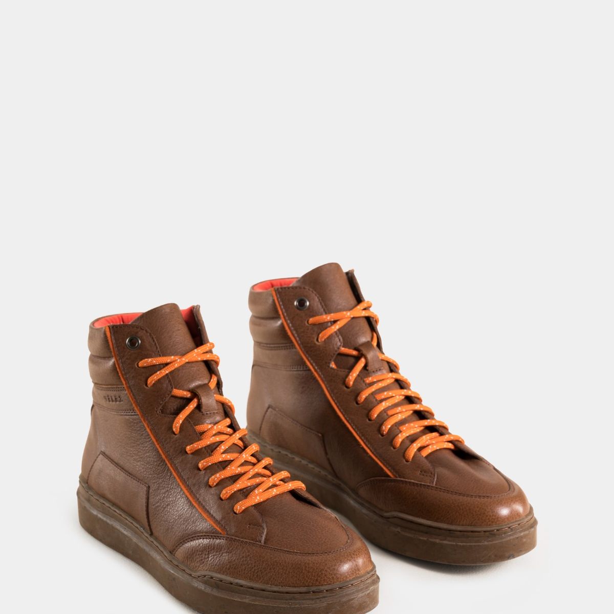 VELEZ - Vélez Bota Árida Cuero Liso Hombre Silueta Deportiva Miel