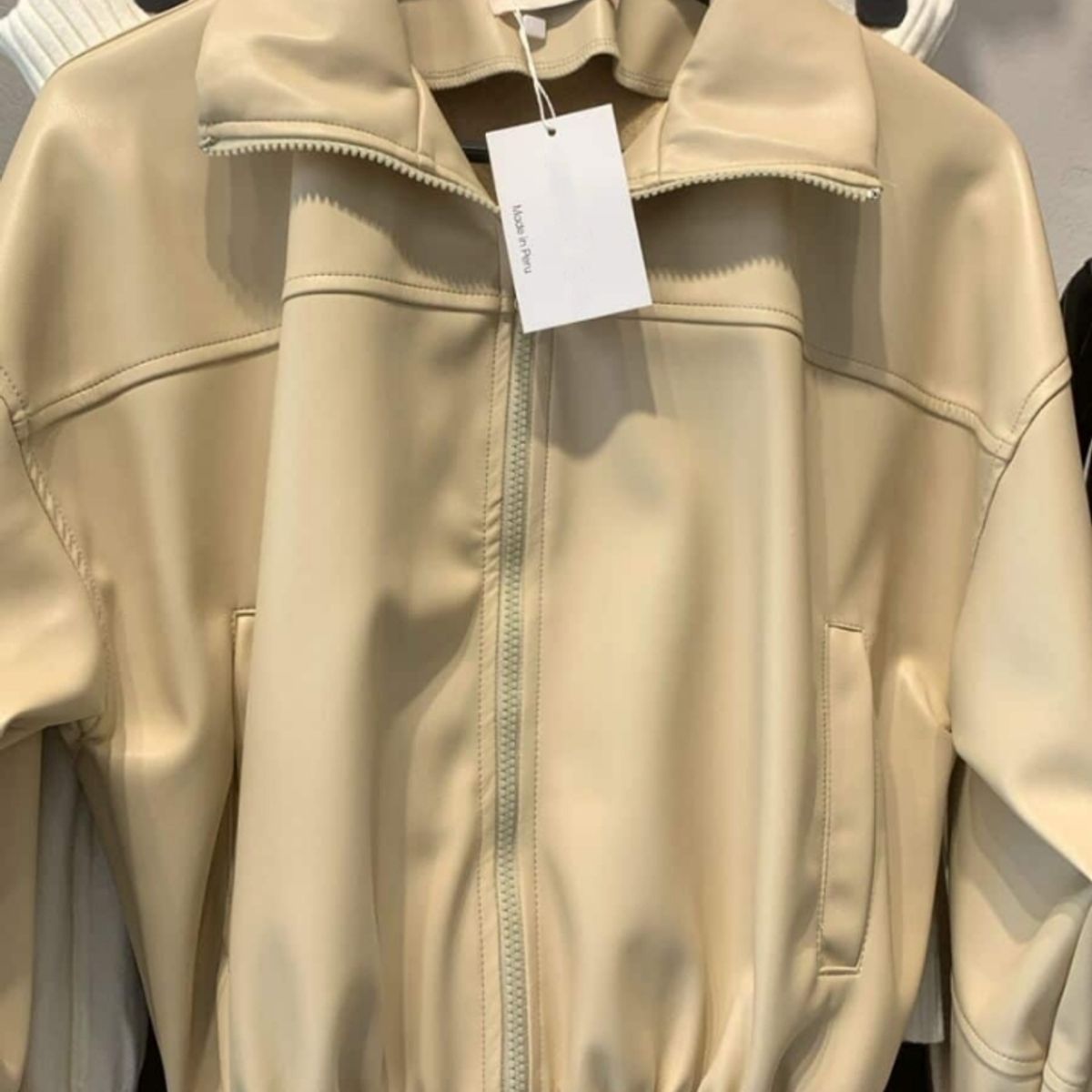 GENERICO - CASACA CROPPED BOMBER MUJER