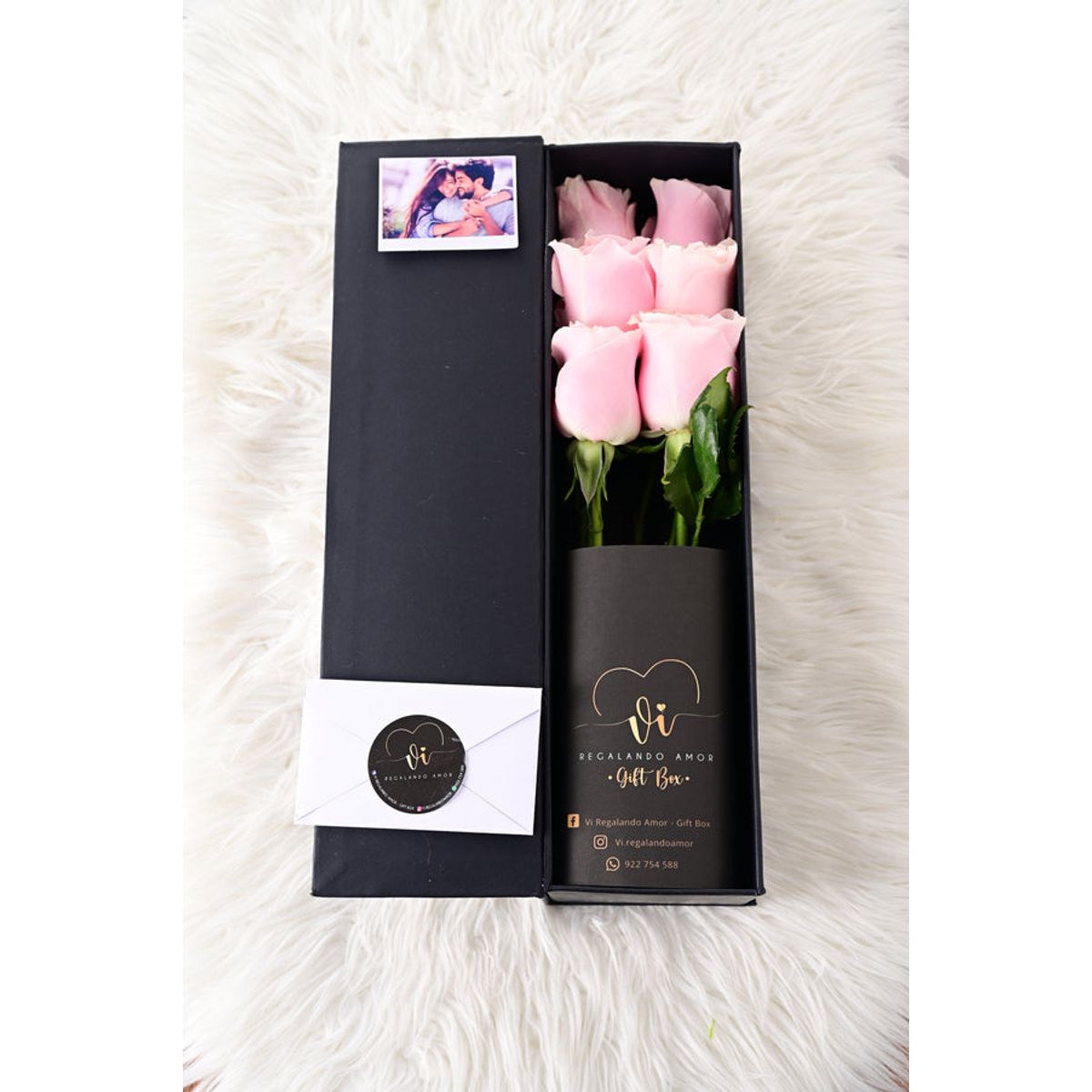 GENERICO - Box Luxury rosas Mystic - Arreglo Floral - Ramo de Flores