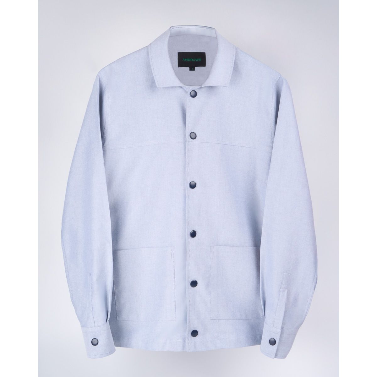 ANDREW'S TIES - Sobre Camisa Gris con Broche