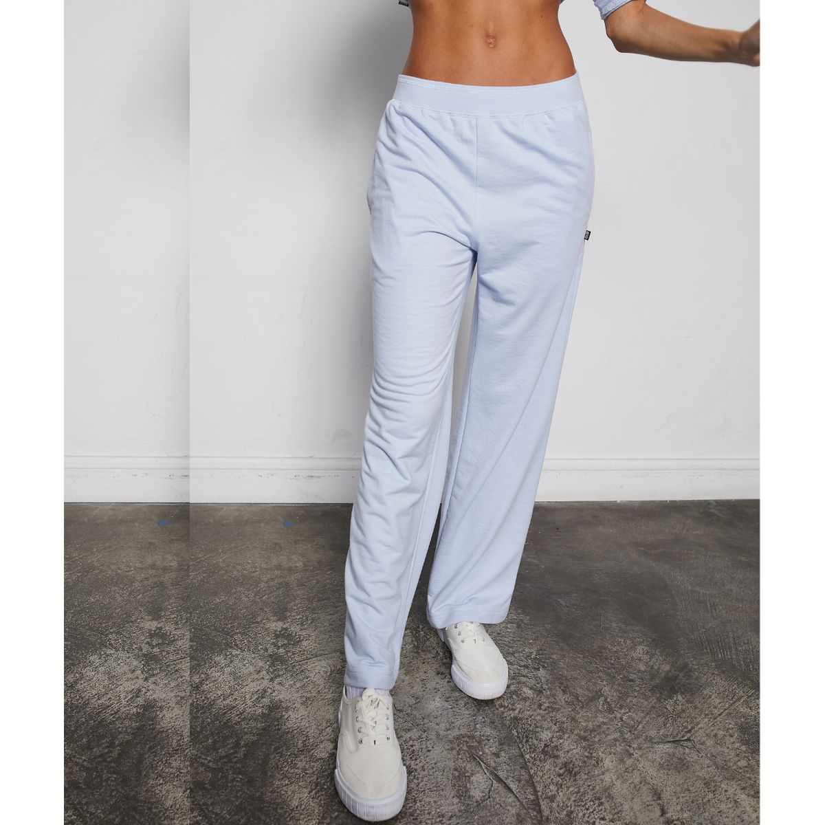 RISING DRAGON - Pantalón La Relax Lila