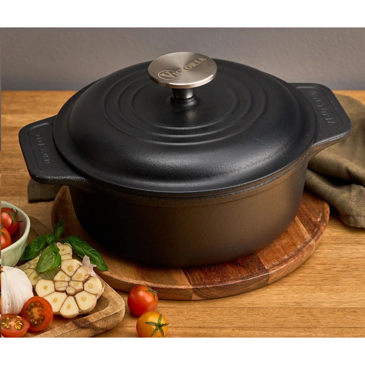 VICTORIA - Olla de hierro fundido Victoria 1.9 litros