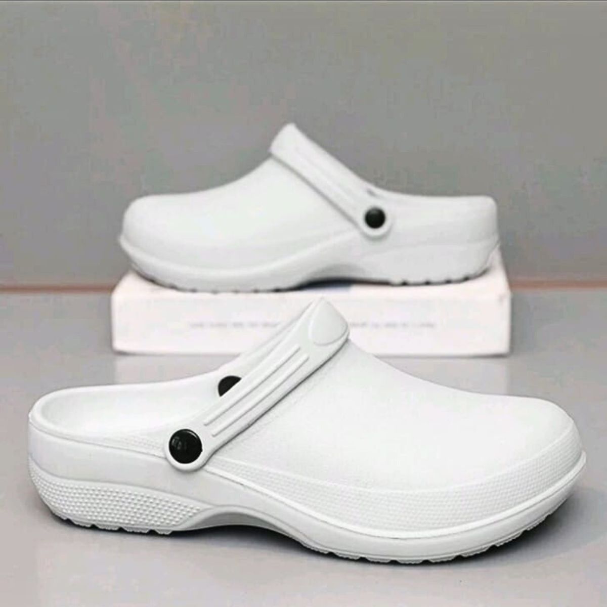 GENERICO - Croc cocinero calzado chef doc sueco negro blanco Basic