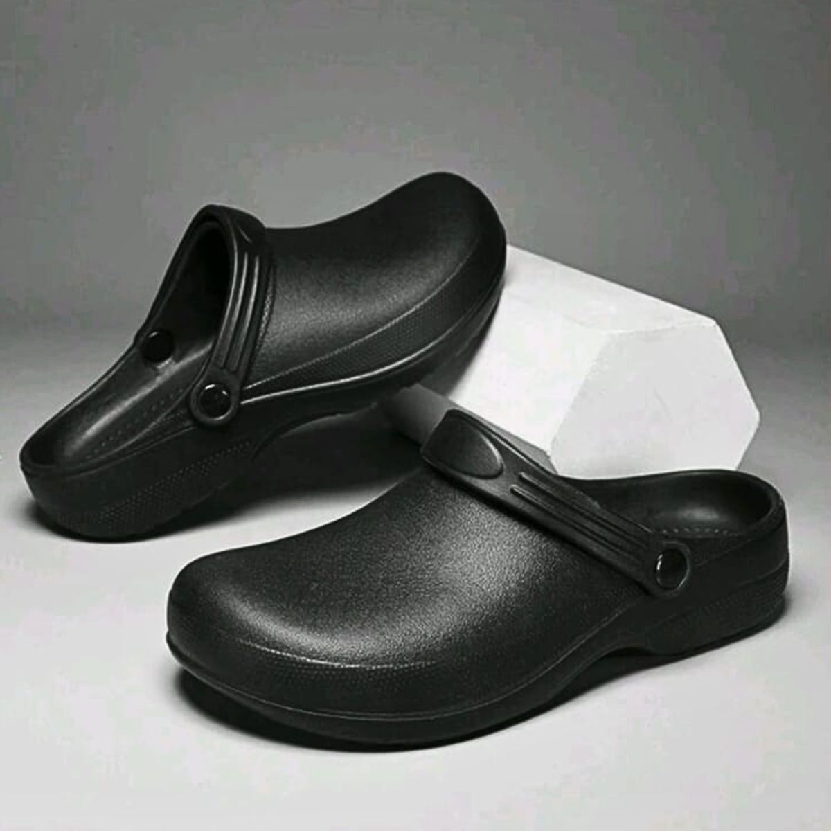 GENERICO - Croc cocinero calzado chef doc sueco negro blanco Basic