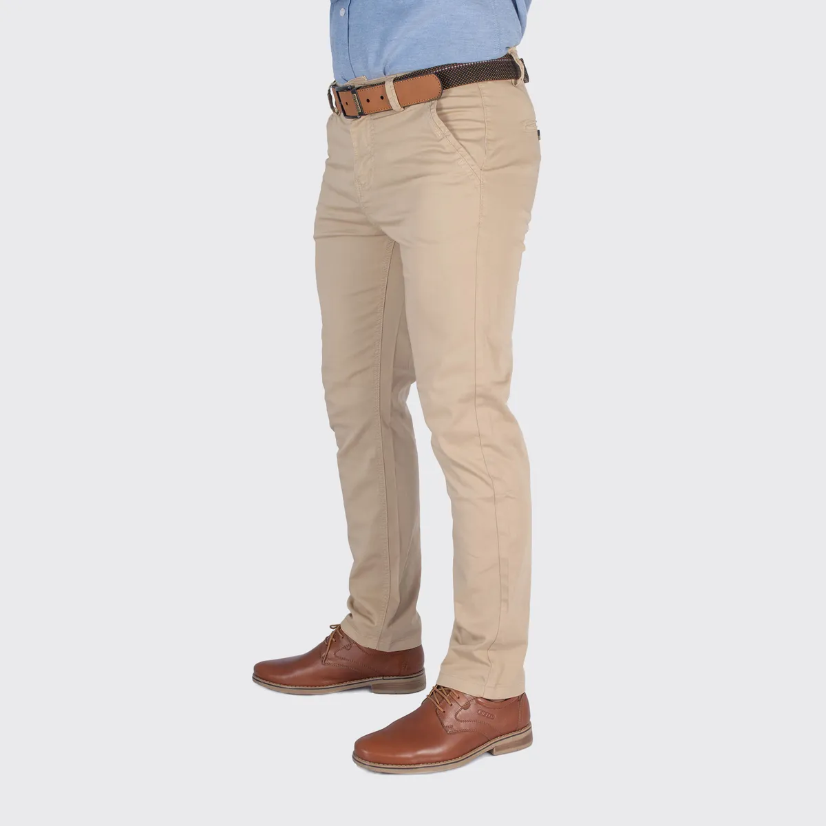 GENERICO - Pantalón de Caballero Slim Color Beige Brooklyn modelo Astor
