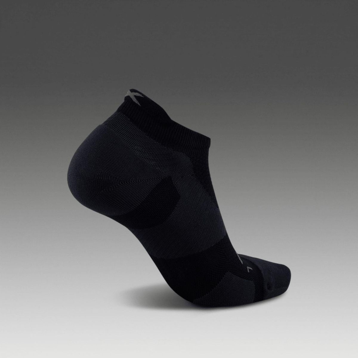 2XU - Medias 2XU Vectr Light Cushion No Show Compression Socks Unisex