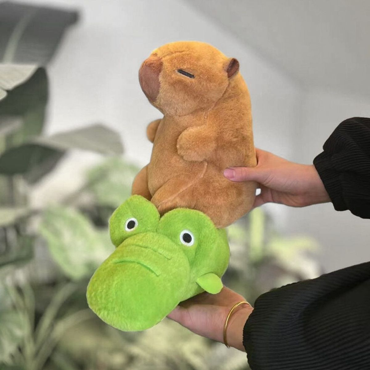 GENERICO - Peluche Capibara Cocodrilo 35cm