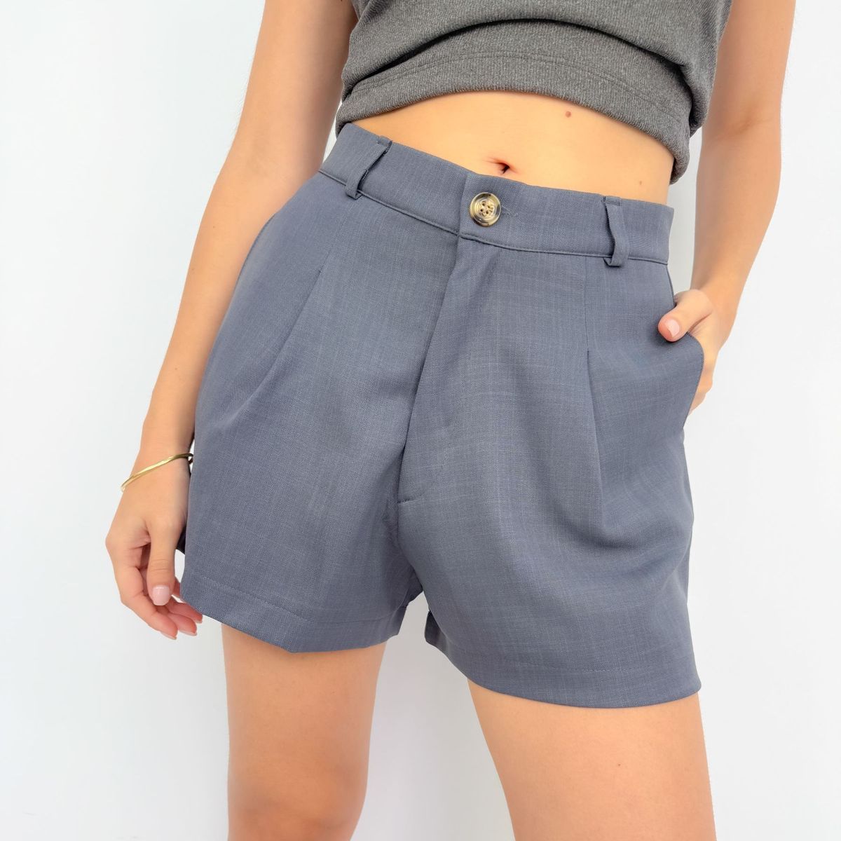 INTROSPECTIVA MODA - SHORT DE MUJER PINZAS MODELO PARIS