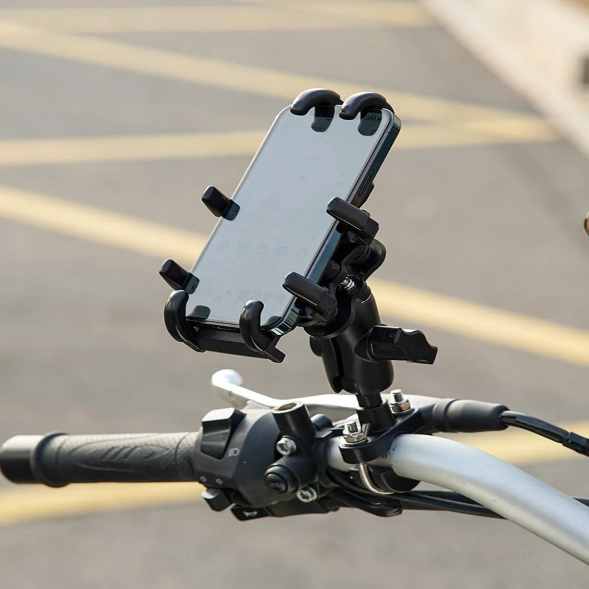 GENERICO - Soporte Para Celular 8 Agarres Moto + Llavero Arnés de Regalo