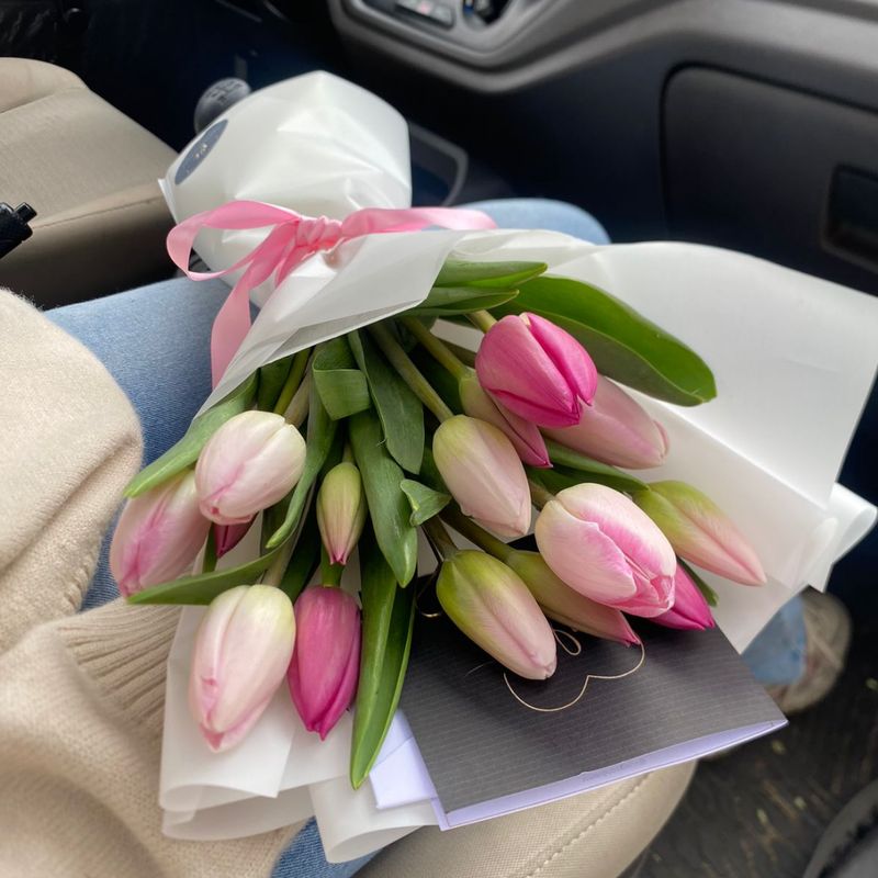 GENERICO - Ramo de Tulipanes Rosados fucsia- ramo de flores