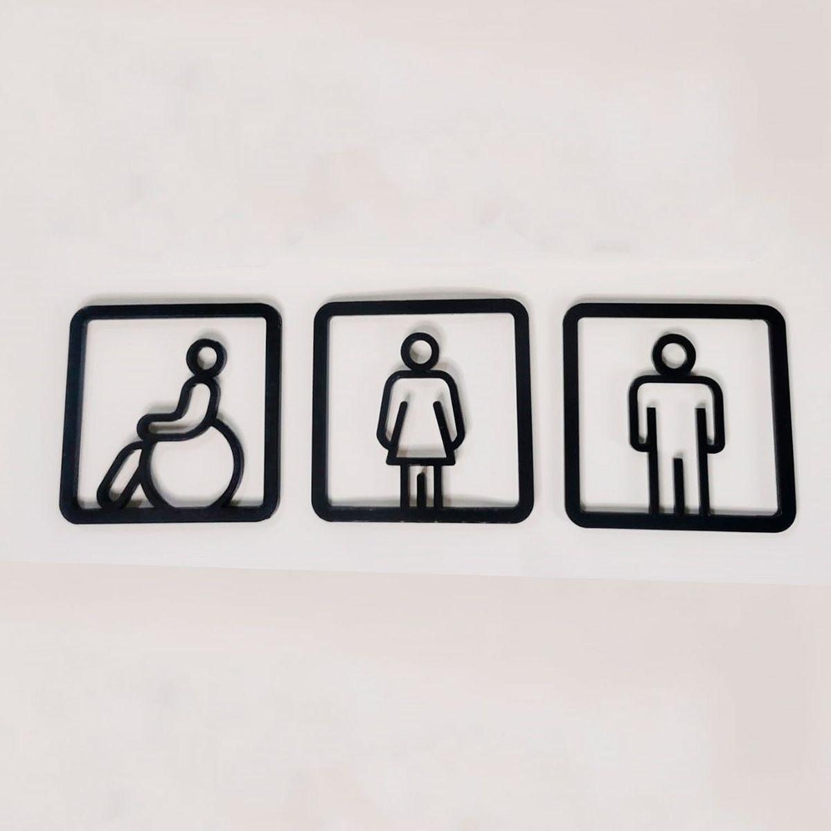 GENERICO - Letrero de Baño Lineas Negras de Hombre Dama y Discapacitado