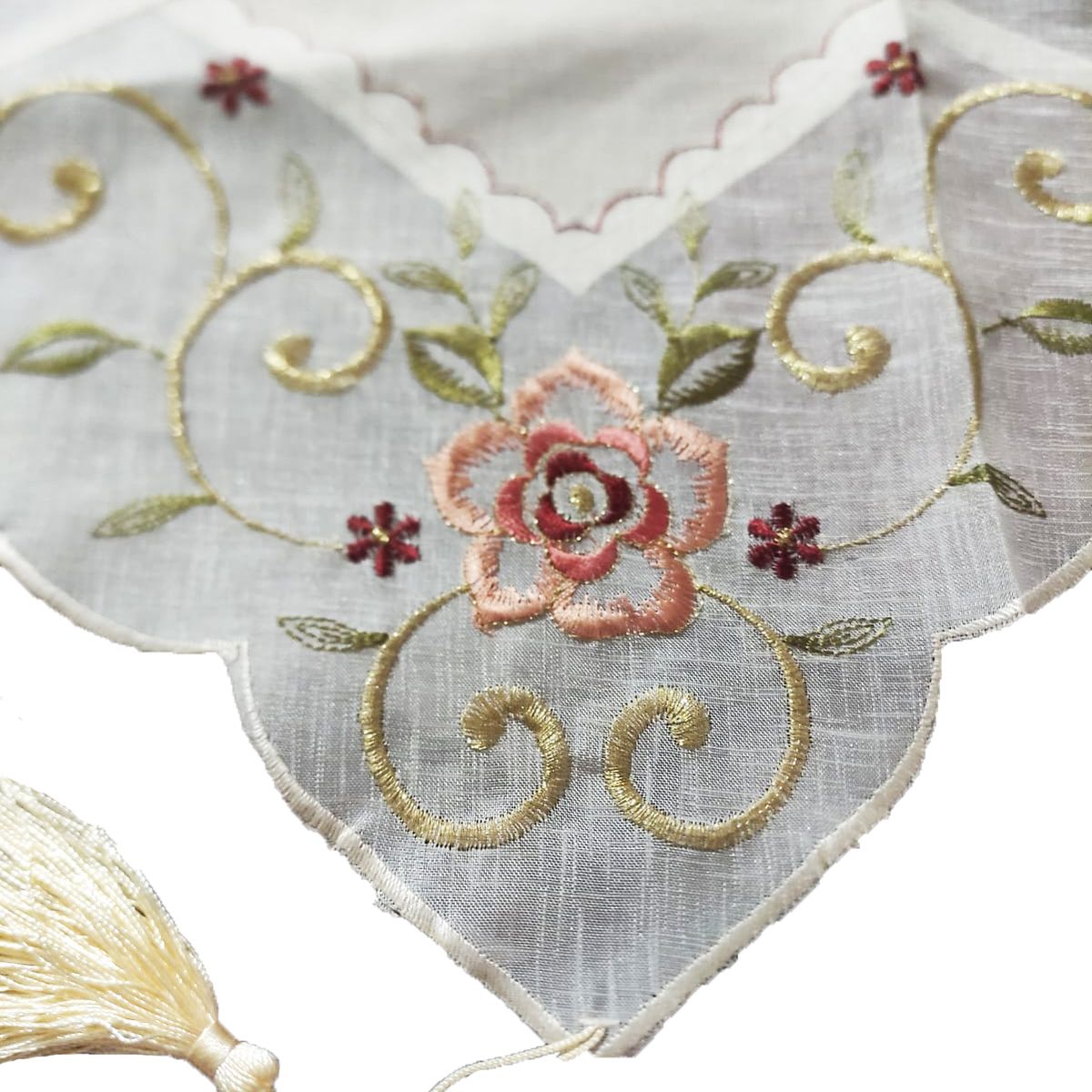 GENERICO - Camino de Mesa - Diseño Floral