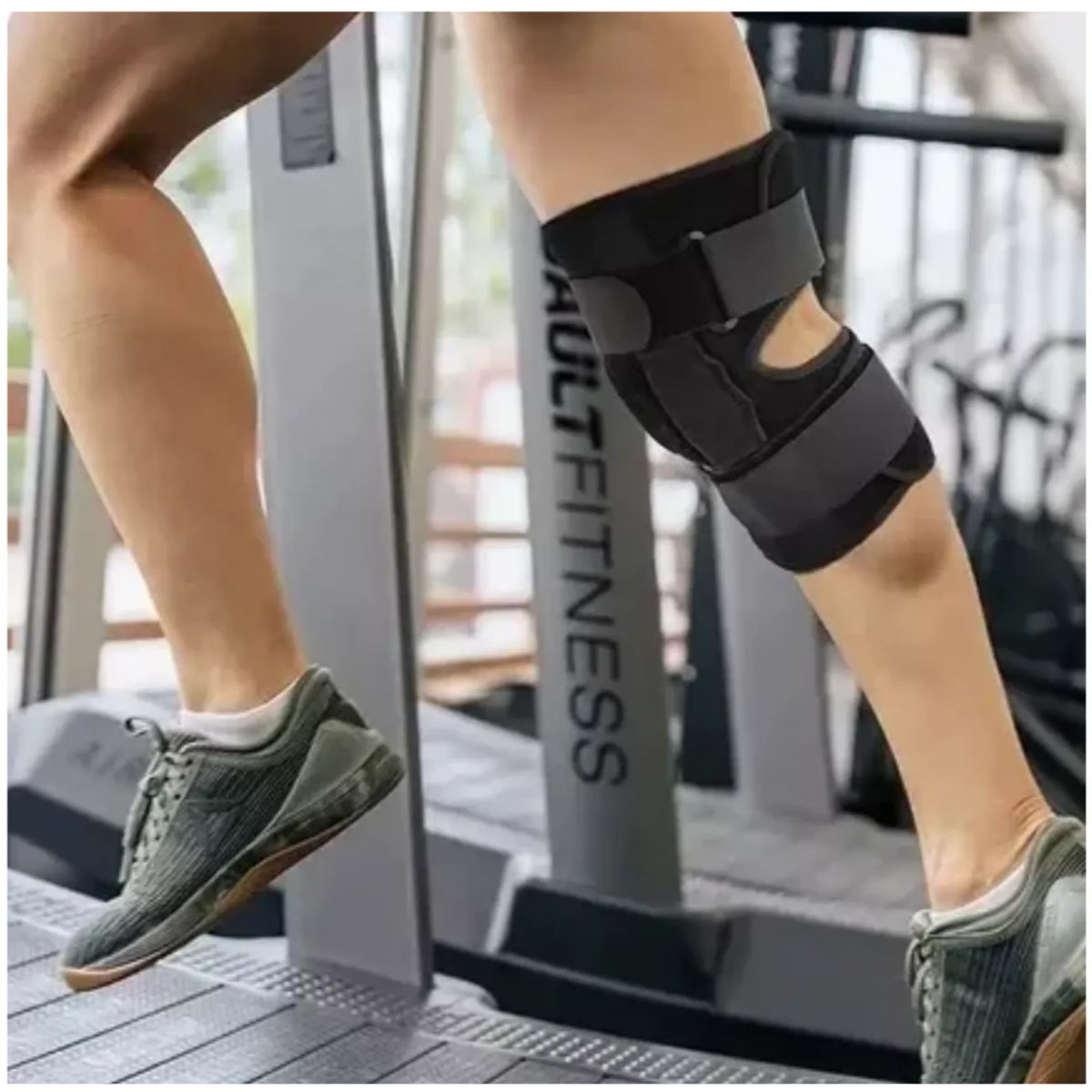 MINARI - Rodillera Ortopédica de Protección Deportiva Ajustable RD10