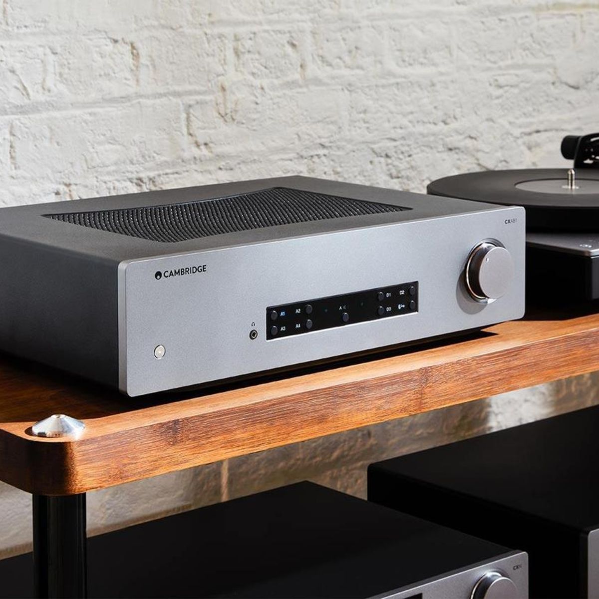 GENERICO - AMPLIFICADOR CAMBRIDGE CXA81 MKII CON BLUETOOTH