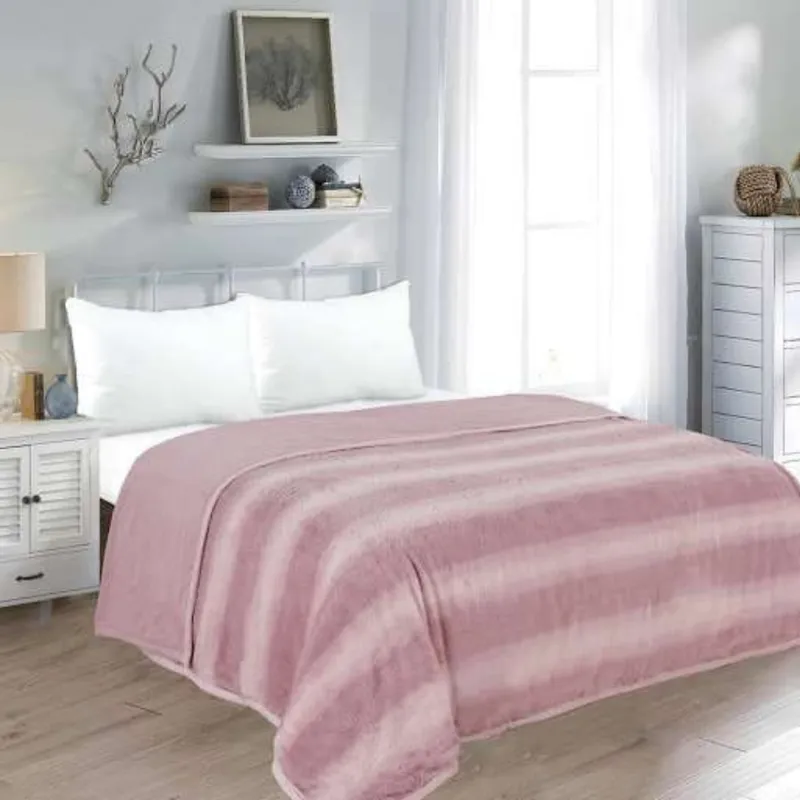 CUTE - EDREDÓN PIEL DE FOCA CON PIEL DE DURAZNO CON DISEÑO