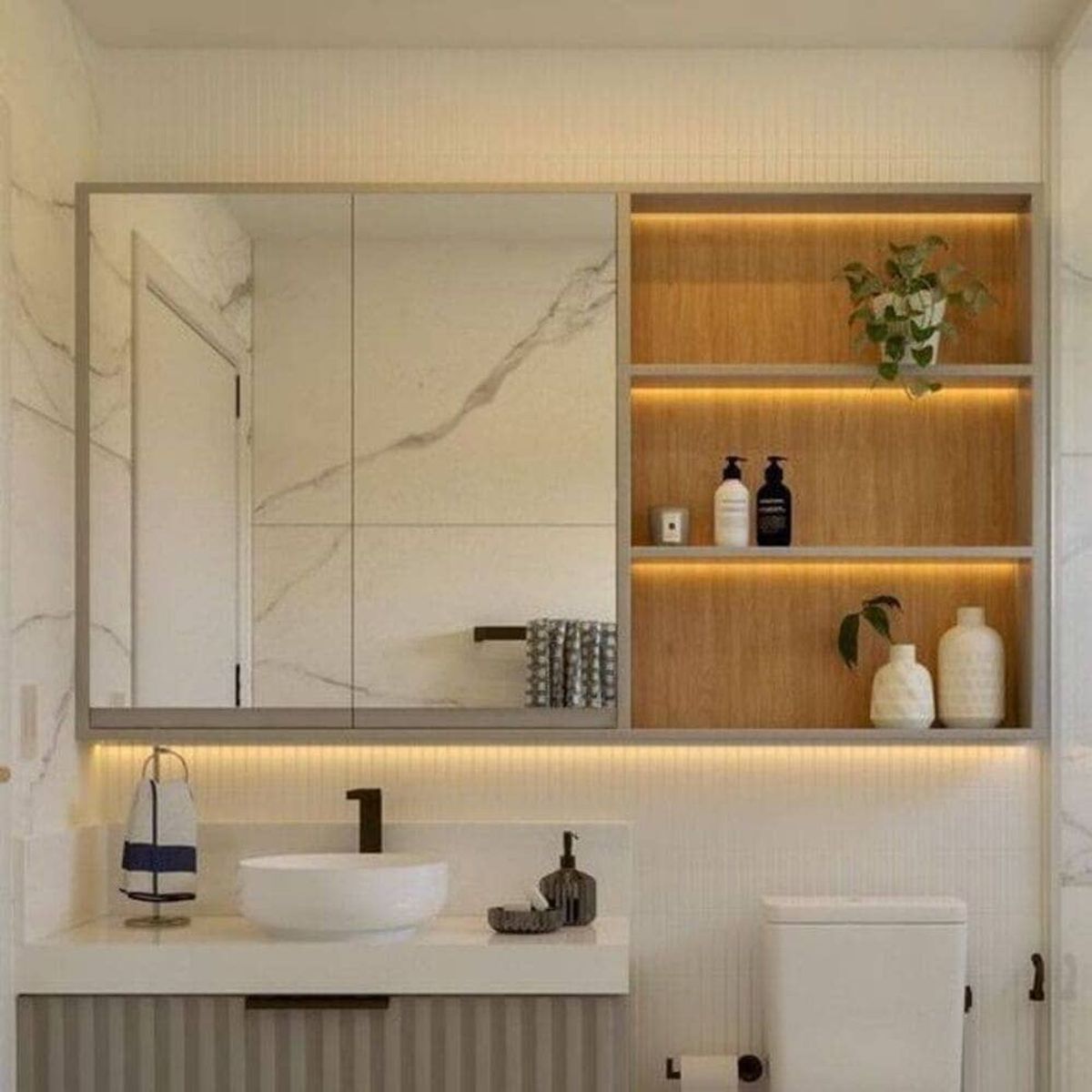 TU MESITA - Mueble de Baño Flotante con Espejo y Luces Led Bennett Color TaupeRoble Buralo TU MESITA