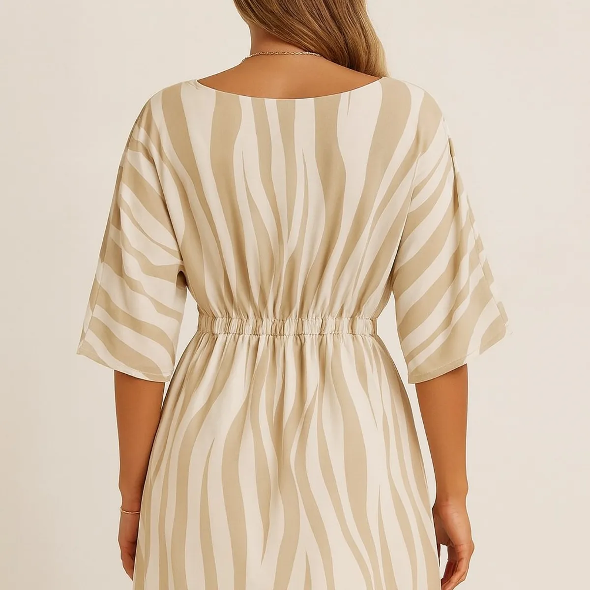 GENERICO - Vestido coctel rayas beige y blanco