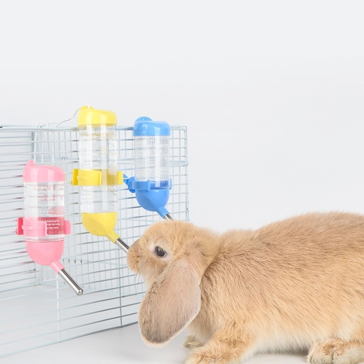 GENERICO - BEBEDERO DISPENSADOR DE AGUA PARA CONEJO CUY 210ML