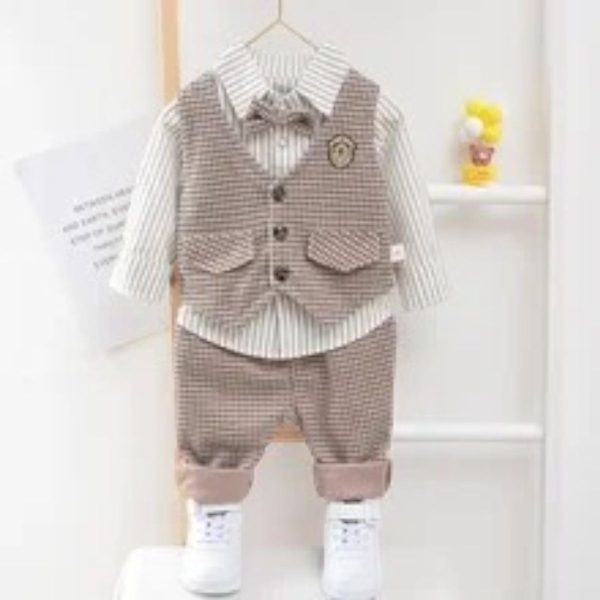 GENERICO - TRAJE TERNO ROPA   DE NIÑO  - PANTALON + CHALECO + CAMISA + CORBATA MICHI