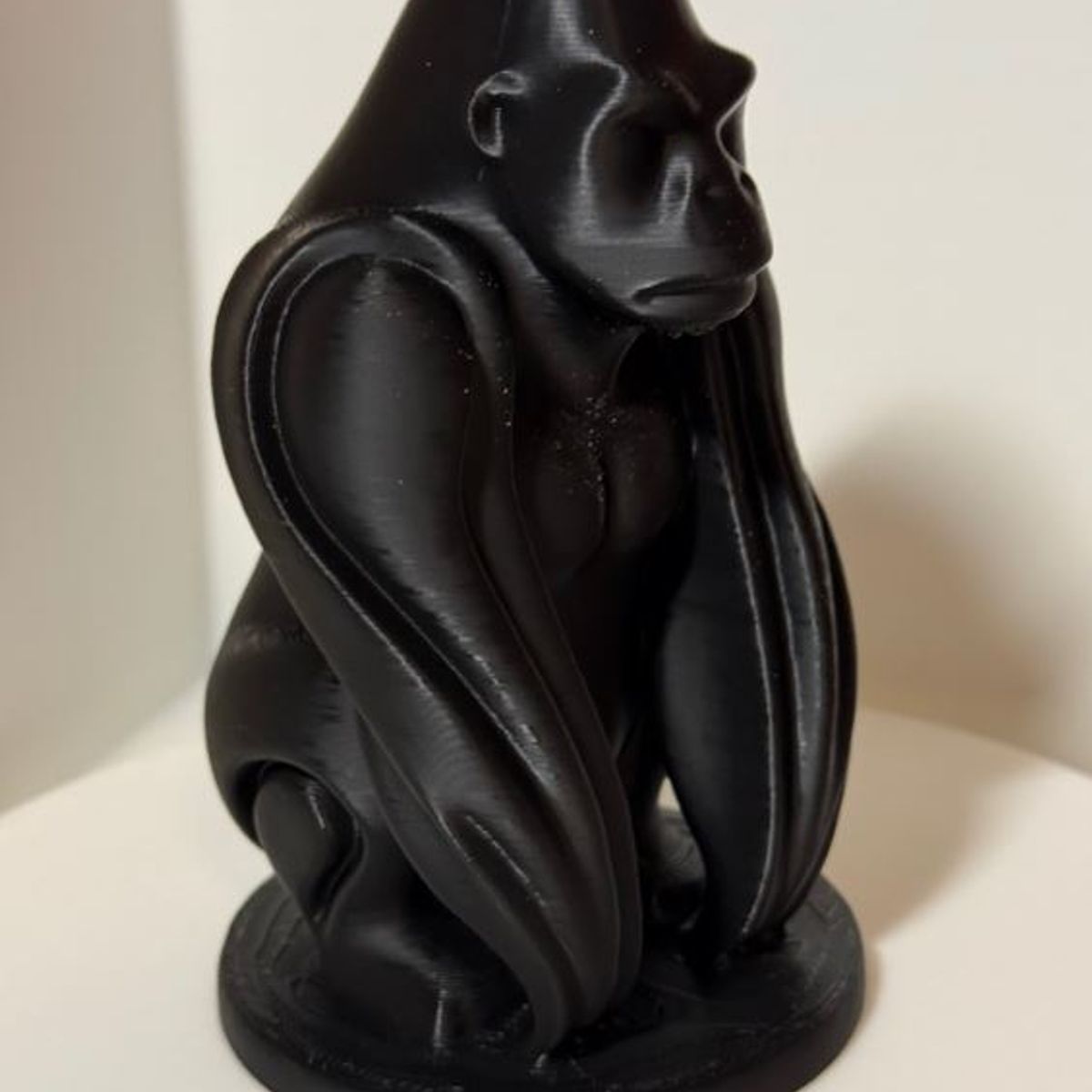 GENERICO - ADORNO EXCLUSIVO GORILA NEGRO 23cm x 14cm x 15cm